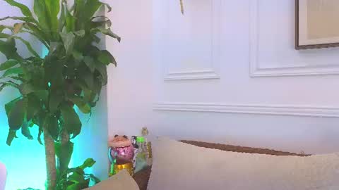Snapshot of hanna_squirt_1 chatting on 07/27/26, 10:44 HANNA SOFIA online show from 07/27/26, 10:44