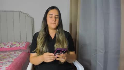 Snapshot of hannaa86 chatting on 03/07/26, 01:35 Hanna online show from 03/07/26, 01:35