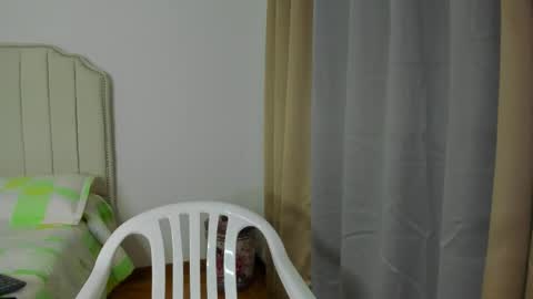 Snapshot of hannaa86 chatting on 04/23/26, 01:18 Hanna online show from 04/23/26, 01:18