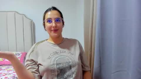 Snapshot of hannaa86 chatting on 07/07/26, 11:31 Hanna online show from 07/07/26, 11:31