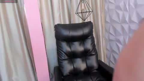 hannabackerr online show from 06/30/26, 11:44