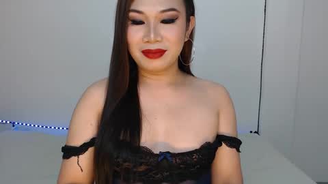 Hannah online show from 02/24/25, 04:16