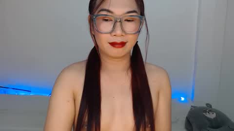 Hannah online show from 10/08/25, 04:43