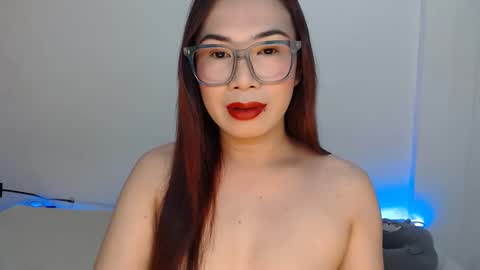 Hannah online show from 11/04/25, 01:38