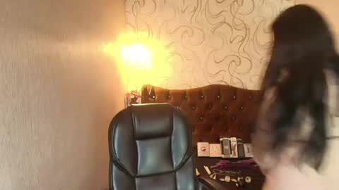 Snapshot of hannacarterr chatting on 06/12/26, 10:47 Hanna online show from 06/12/26, 10:47