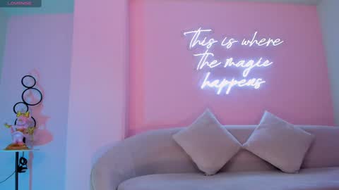  Hanna Connor  online show from 02/13/25, 12:02