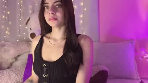 Snapshot of hannacruzsj chatting on 03/23/26, 04:38 hannacruzsj online show from 03/23/26, 04:38