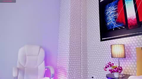 Hanna online show from 10/02/25, 03:13