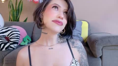 Snapshot of hannah_borbon_ chatting on 07/04/26, 09:21 Hannah online show from 07/04/26, 09:21