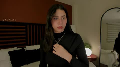Snapshot of hannah_brady chatting on 04/23/26, 10:34 Hannah online show from 04/23/26, 10:34