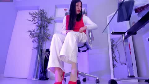 HANNAH HOWELL online show from 01/14/25, 10:06