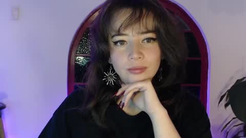 Snapshot of hannah_valhalla chatting on 12/19/24, 03:29 Hannah online show from 12/19/24, 03:29