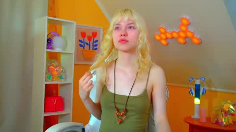 Hannah online show from 05/24/26, 06:07