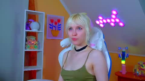 Hannah online show from 06/10/26, 06:29