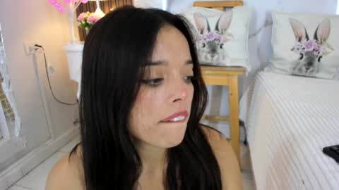 Snapshot of hannahill69 chatting on 01/10/25, 07:35 Hannahill69 online show from 01/10/25, 07:35