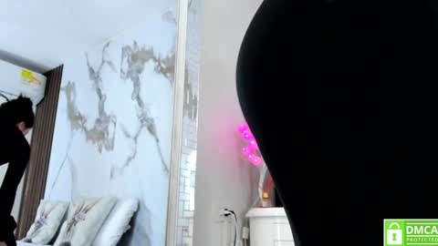Snapshot of hannahill69 chatting on 01/29/25, 04:15 Hannahill69 online show from 01/29/25, 04:15