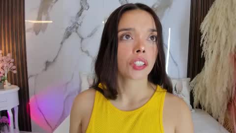 Snapshot of hannahill69 chatting on 09/19/25, 04:47 Hannahill69 online show from 09/19/25, 04:47