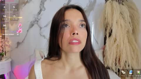 Snapshot of hannahill69 chatting on 10/16/25, 06:36 Hannahill69 online show from 10/16/25, 06:36