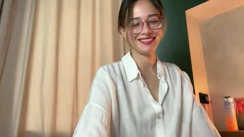 hannahinto online show from 05/05/26, 05:04