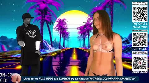 Snapshot of hannahjames710 chatting on 12/22/25, 02:14 Hannah James online show from 12/22/25, 02:14