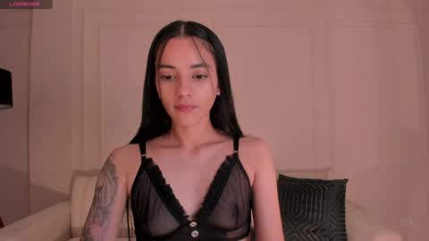 Snapshot of hannahjamesx chatting on 01/12/25, 07:42 HANNAH J online show from 01/12/25, 07:42