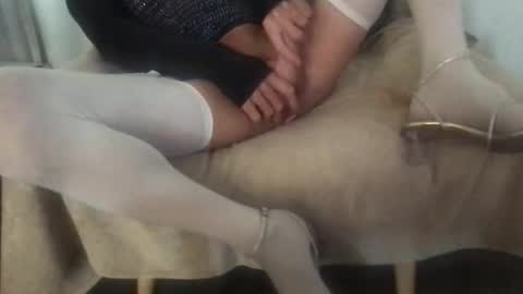 Snapshot of hannahsometimes694u chatting on 11/27/25, 07:32 hannahsometimes694u online show from 11/27/25, 07:32