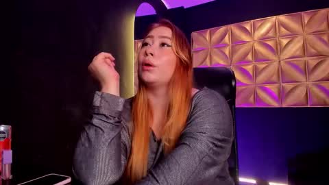 hannamartinn_ online show from 09/17/25, 03:35