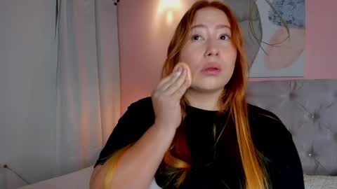 hannamartinn_ online show from 04/13/26, 03:06