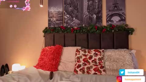 Snapshot of hannasextime chatting on 12/18/25, 12:27 hannasextime online show from 12/18/25, 12:27