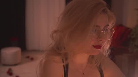 Snapshot of hannasthesia chatting on 02/16/25, 12:41 Hanna online show from 02/16/25, 12:41