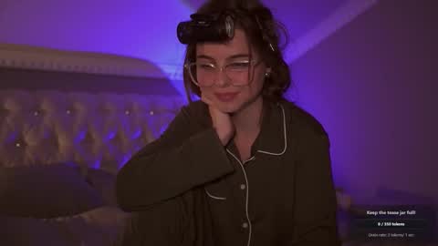 Snapshot of hannasthesia chatting on 11/09/25, 06:17 Hanna online show from 11/09/25, 06:17