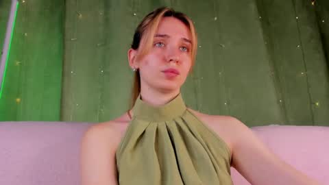 Snapshot of hannavanilla chatting on 06/26/26, 09:46 Hannavanilla online show from 06/26/26, 09:46