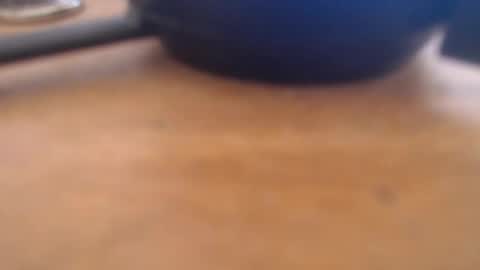 hannes_k online show from 08/07/26, 05:53