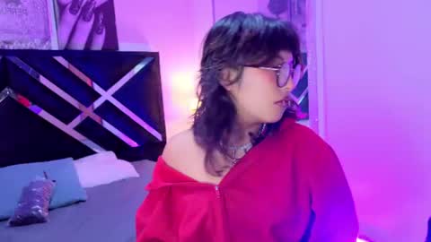 Snapshot of hannita_01 chatting on 07/09/26, 11:58 hannita_01 online show from 07/09/26, 11:58