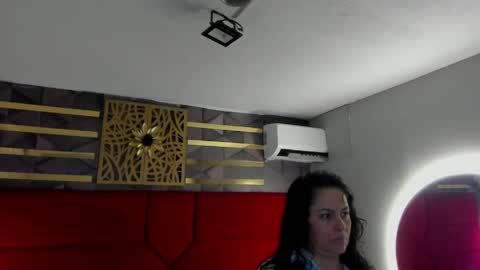Hanny  online show from 04/30/26, 11:38
