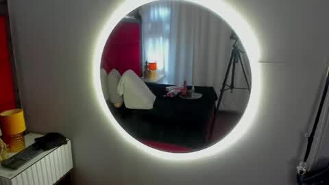 Hanny  online show from 05/02/26, 11:48