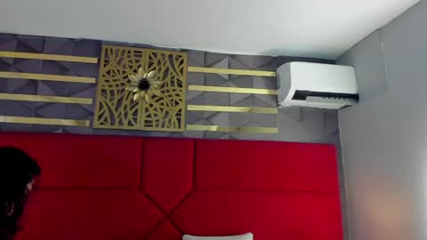 Hanny  online show from 05/07/26, 11:26