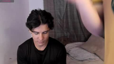 Snapshot of hans_andres17 chatting on 12/03/25, 08:51 hans and andres online show from 12/03/25, 08:51