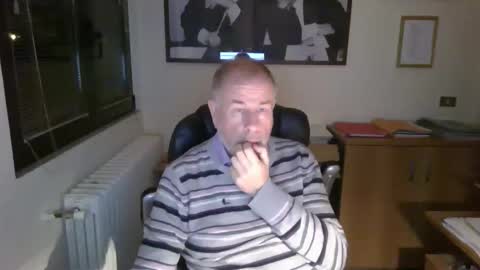 hanscooper online show from 11/18/25, 04:44