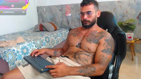 hanz_col online show from 10/27/25, 04:55