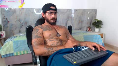 hanz_col online show from 05/19/26, 04:35