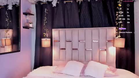 Hanzking01 online show from 11/18/25, 03:12