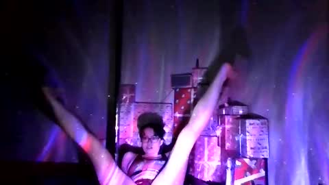 Maliboo online show from 11/29/25, 03:42