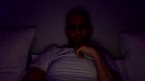 Snapshot of happy2334 chatting on 03/22/26, 12:52 skysky6969 online show from 03/22/26, 12:52