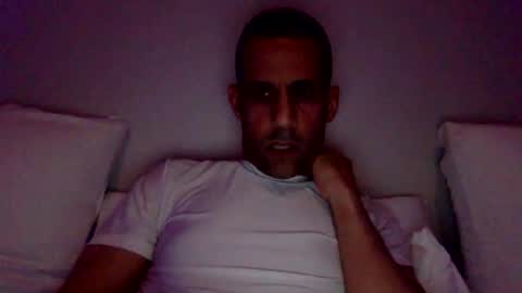 Snapshot of happy2334 chatting on 04/01/26, 08:15 skysky6969 online show from 04/01/26, 08:15