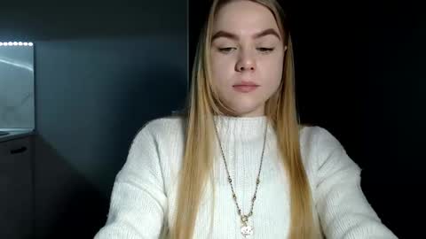 Snapshot of happy_fox_ chatting on 02/19/25, 09:14 happy_fox_ online show from 02/19/25, 09:14