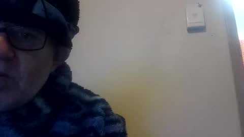 Snapshot of happydick69a chatting on 10/14/25, 03:02 happydick69a online show from 10/14/25, 03:02