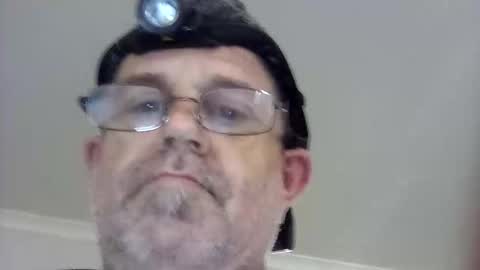 Snapshot of happydick69a chatting on 12/21/25, 09:33 happydick69a online show from 12/21/25, 09:33