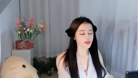 Daisy online show from 04/12/26, 02:44