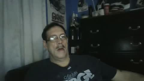 Snapshot of happyhappy4 chatting on 11/24/25, 06:46 happyhappy4 online show from 11/24/25, 06:46